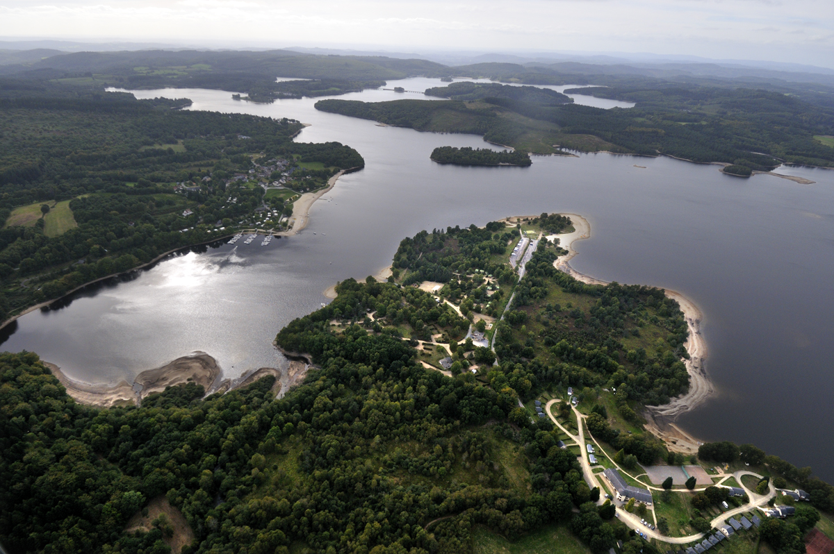 Le Lac de Vassiviere©JMPericat 2011 aerien BD (76)